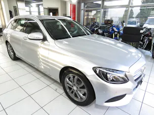 MERCEDES-BENZ C 220 BlueTEC Avantgarde 7G-Tronic (AHK 1.8 t, Automat)