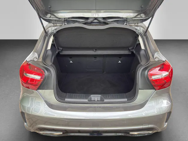 MERCEDES-BENZ A 200 Style 7G-DCT