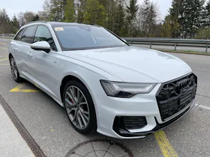 AUDI A6 Avant 55 TFSIe Sport quattro S-tronic
