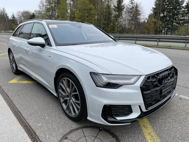 AUDI A6 Avant 55 TFSIe Sport quattro S-tronic
