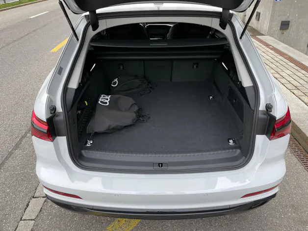 AUDI A6 Avant 55 TFSIe Sport quattro S-tronic
