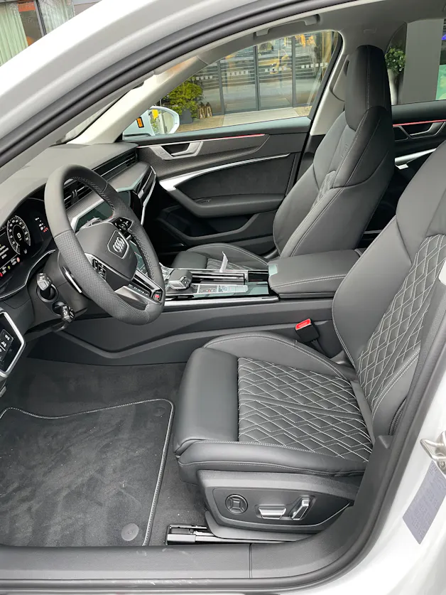 AUDI A6 Avant 55 TFSIe Sport quattro S-tronic
