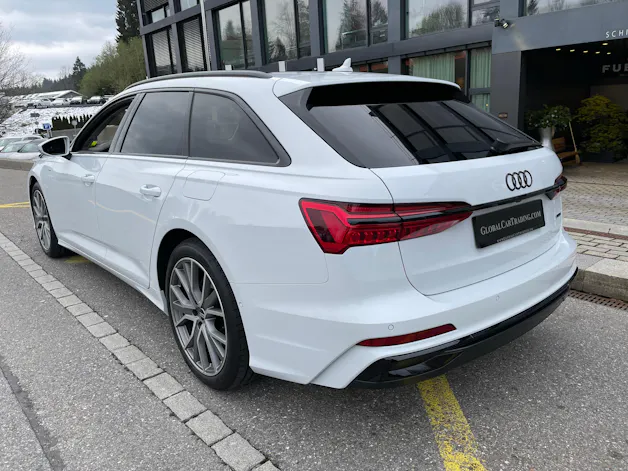 AUDI A6 Avant 55 TFSIe Sport quattro S-tronic