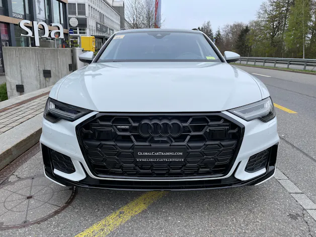 AUDI A6 Avant 55 TFSIe Sport quattro S-tronic
