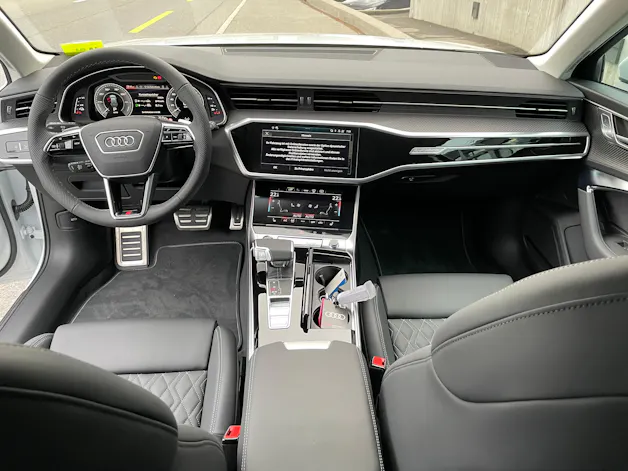AUDI A6 Avant 55 TFSIe Sport quattro S-tronic