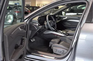AUDI A6 Avant e-hybrid quattro 220 kW S tronic
