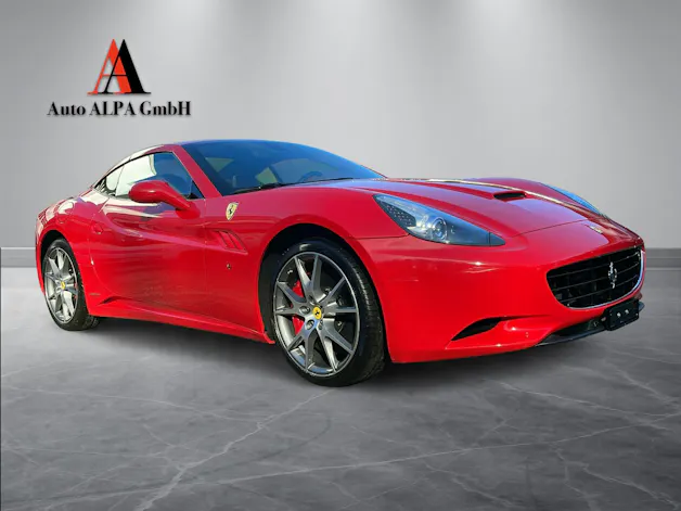 FERRARI California 4.3 V8 | CH-FAHRZEUG | NUR 24'850 KM | 460 PS | V8 | CABRIOLET