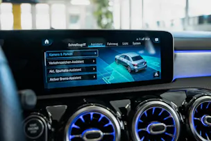 MERCEDES-BENZ A 250 4Matic AMG Line 4Matic 7G-DCT