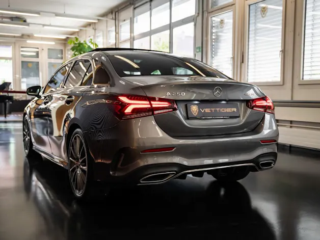 MERCEDES-BENZ A 250 4Matic AMG Line 4Matic 7G-DCT