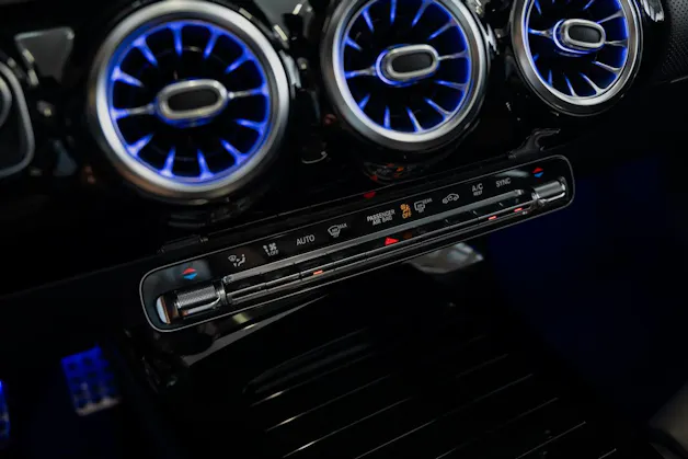 MERCEDES-BENZ A 250 4Matic AMG Line 4Matic 7G-DCT
