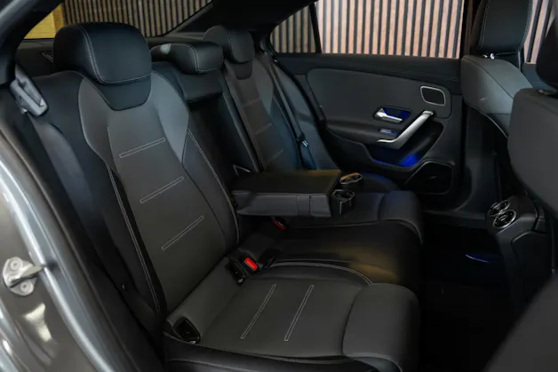 MERCEDES-BENZ A 250 4Matic AMG Line 4Matic 7G-DCT