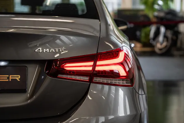 MERCEDES-BENZ A 250 4Matic AMG Line 4Matic 7G-DCT