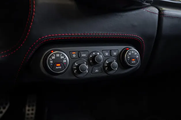 FERRARI 458 Spider Italia 4.5 V8