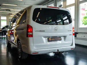 MERCEDES-BENZ Vito 114 BlueTec Tourer Base EL 4Matic 7G-Tronic