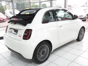 FIAT 500 C electric 87 kW Swiss Edition (Automat) (RW 298 km)