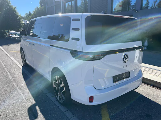 VW ID.Buzz LWB GTX 4 Motion, 7-Sitzer