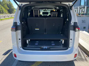 VW ID.Buzz LWB GTX 4 Motion, 7-Sitzer