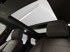 Fahrzeugbild LAND ROVER Range Rover Evoque 1.5 T 270e Hoxton Edition