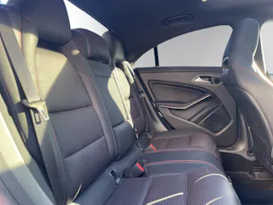 MERCEDES-BENZ CLA 250 AMG Line 7G-DCT– SPORTLICHE LIMOUSINE - CHARAKTER MIT AMG LINE | 4MATIC | PANORAMA-SCHIEBEDACH
