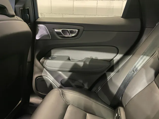 VOLVO XC60 T6 eAWD PluginHybrid Ultra Black Geartronic
