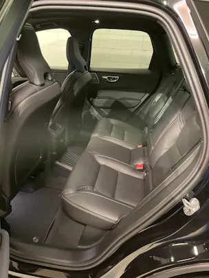 VOLVO XC60 T6 eAWD PluginHybrid Ultra Black Geartronic