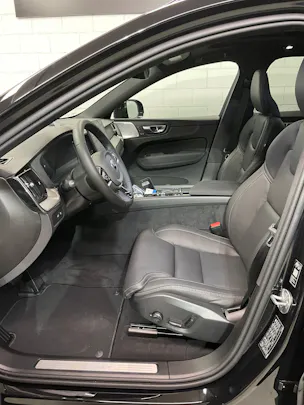 VOLVO XC60 T6 eAWD PluginHybrid Ultra Black Geartronic