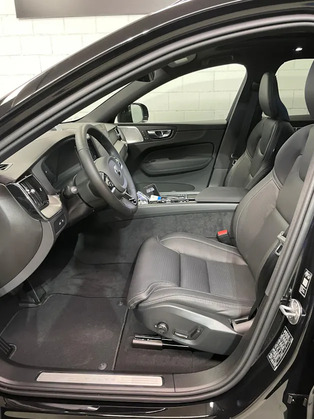 VOLVO XC60 T6 eAWD PluginHybrid Ultra Black Geartronic