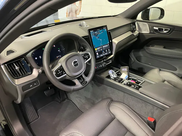 VOLVO XC60 T6 eAWD PluginHybrid Ultra Black Geartronic