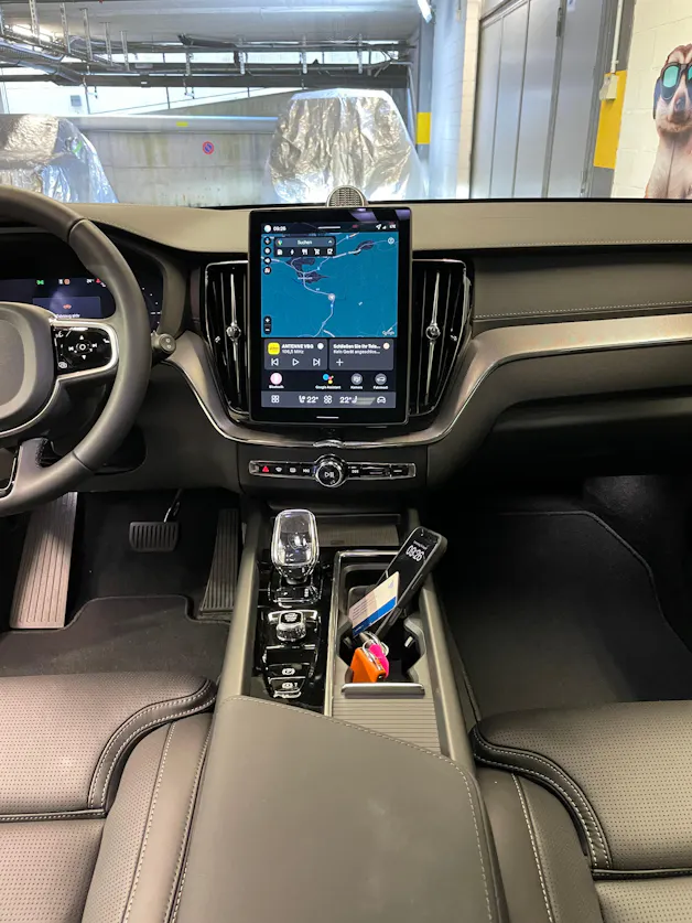 VOLVO XC60 T6 eAWD PluginHybrid Ultra Black Geartronic
