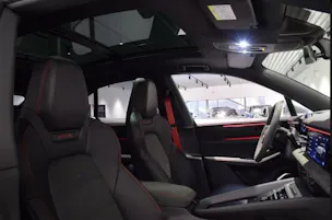 PORSCHE Macan 4 GTS 100kWh