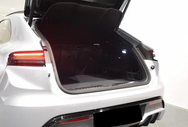 PORSCHE Macan 4 GTS 100kWh