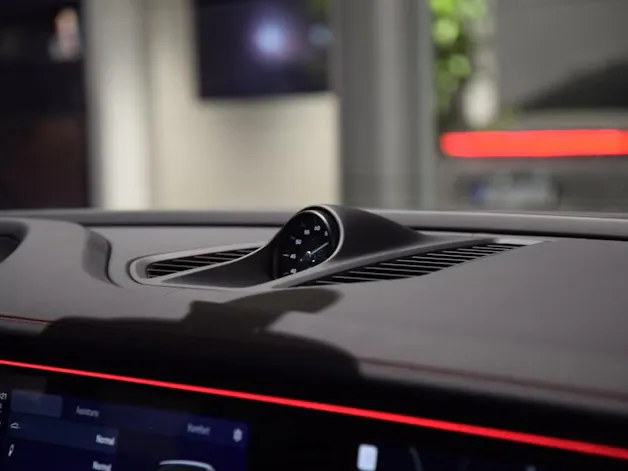 PORSCHE Macan 4 GTS 100kWh