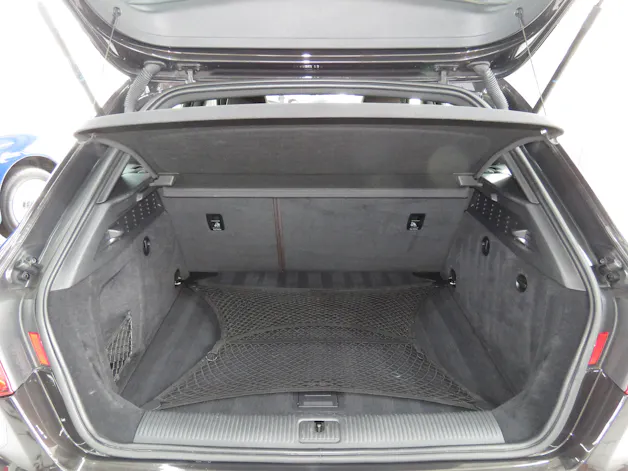 AUDI S3 Sportback 2.0 TFSI Quattro S-tronic (Automat)