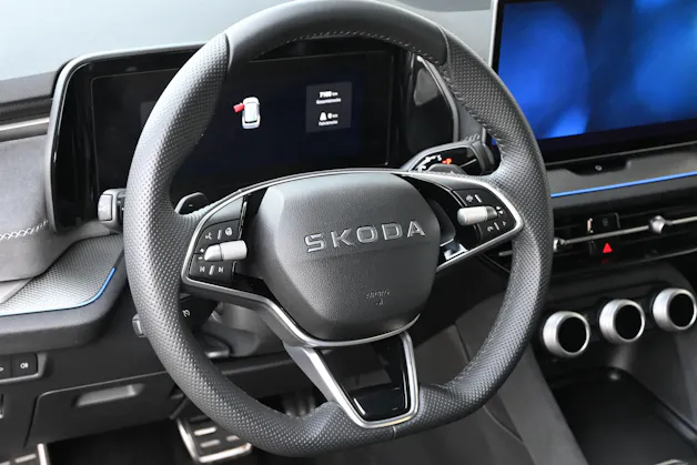 SKODA Kodiaq 2.0 TDI Sportline DSG Automat 7-Plätzer