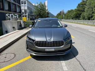 SKODA Superb Combi 2.0 TDi L&K 4x4 DSG