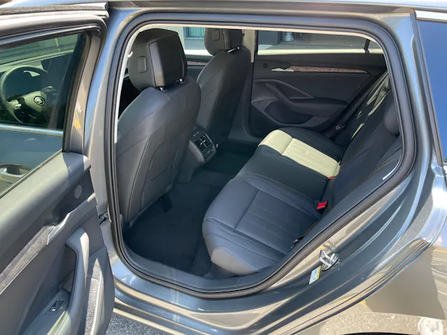SKODA Superb Combi 2.0 TDi L&K 4x4 DSG