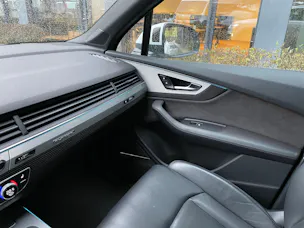 AUDI Q7 e-tron 3.0 TDI quattro tiptronic