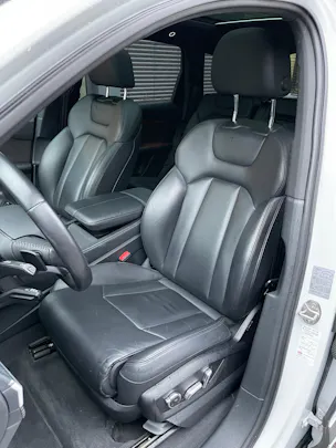 AUDI Q7 e-tron 3.0 TDI quattro tiptronic