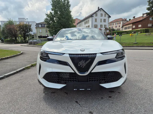 ALFA ROMEO Junior 1.2 48V Hybrid Q4