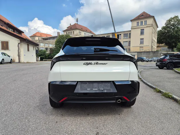ALFA ROMEO Junior 1.2 48V Hybrid Q4