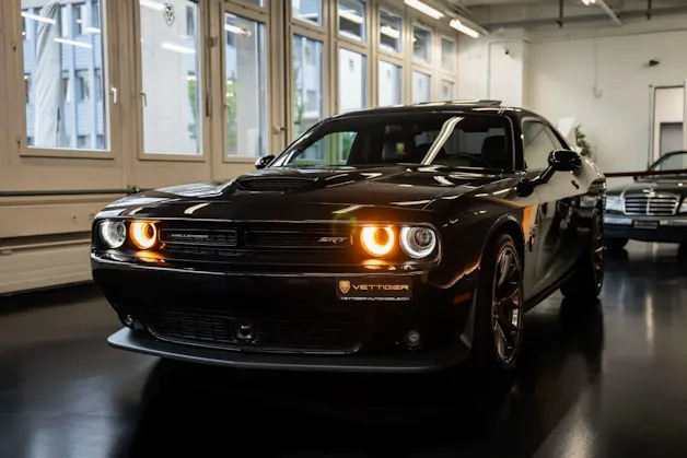 DODGE Challenger SRT8 6.4L HEMI