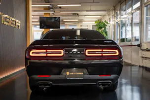 DODGE Challenger SRT8 6.4L HEMI