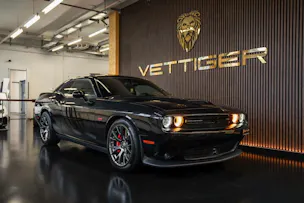 DODGE Challenger SRT8 6.4L HEMI