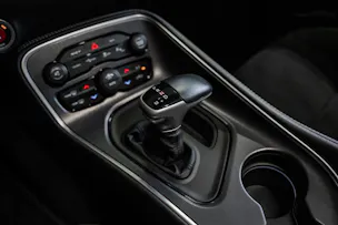 DODGE Challenger SRT8 6.4L HEMI