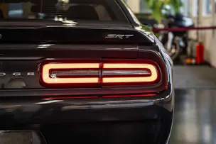 DODGE Challenger SRT8 6.4L HEMI