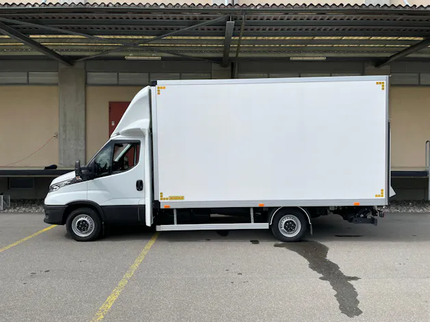 IVECO Daily 35 S 16H 3.0 Kasten mit Hebebühne