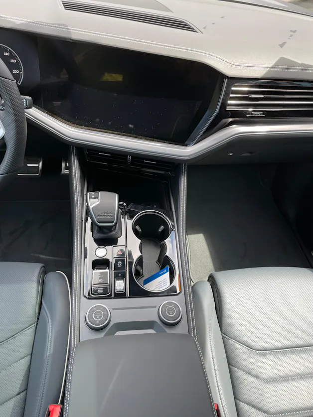 VW Touareg 3.0 TDI R-Line Final Edition Tiptronic