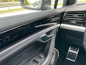 VW Touareg 3.0 TDI R-Line Final Edition Tiptronic