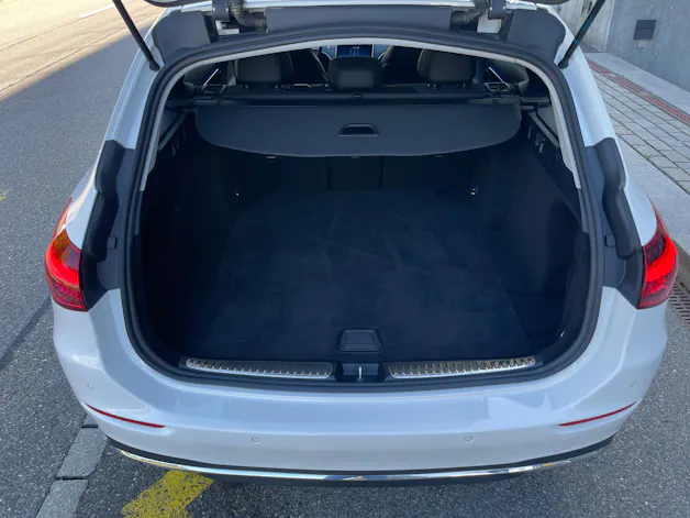 MERCEDES-BENZ C 220 d T Avantgarde