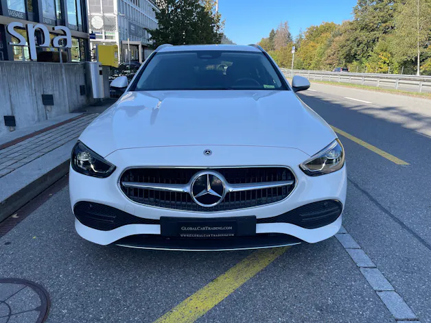MERCEDES-BENZ C 220 d T Avantgarde